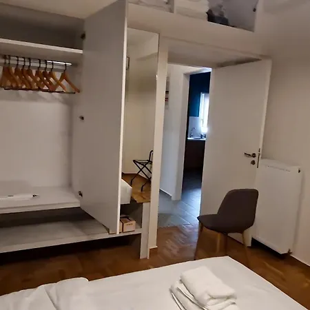 Apartment Charming 3-bedroom Next To The Kallimarmaro Stadium Athens